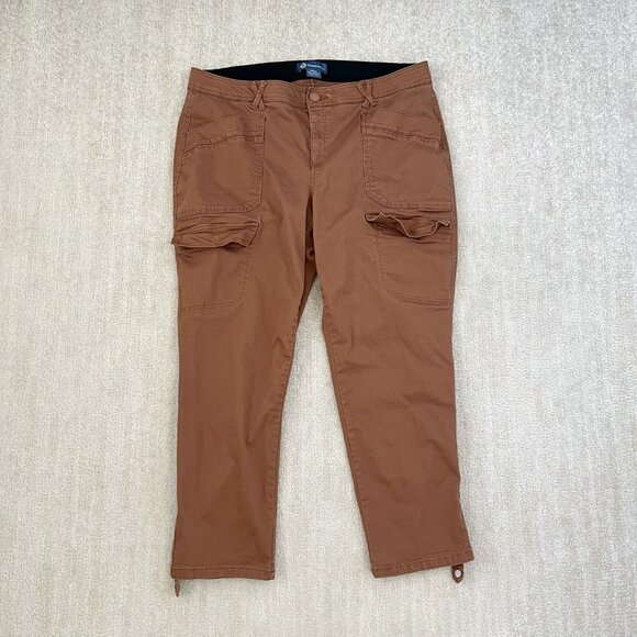 Democracy Ab Solution Cargo Utility Cropped Pants 20W - Picture 1 of 11